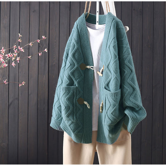 Damen Grobstrickjacke mit einzigartigem Zopfmuster und praktischen Taschen R&B