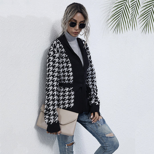 Damen Stilvolle Strickjacke mit Bindegürtel im Hahnentritt-Muster R&B
