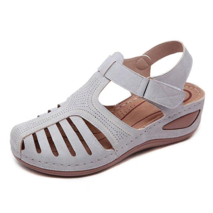 Damen Bequeme luftige Sandalen mit modischen Cut-Outs R&B