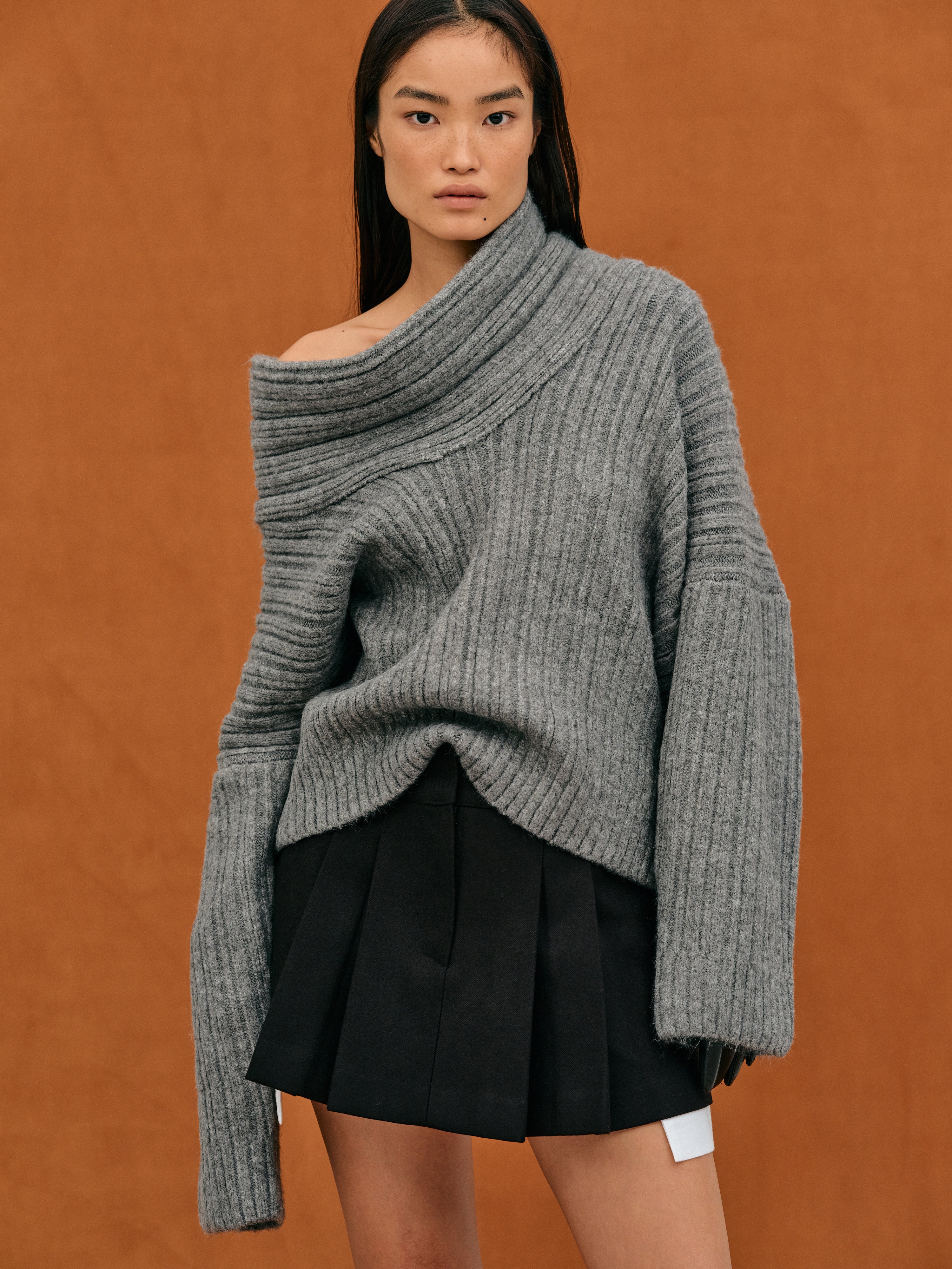 R&B | Übergröße Passform Gerippte Strick Wolle Off-Shoulder Design