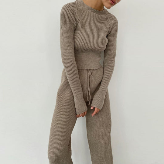 Damen Rippstrickanzug mit weitem Bein und hohem Schnitt R&B
