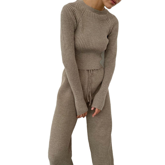 Damen Rippstrickanzug mit weitem Bein und hohem Schnitt R&B