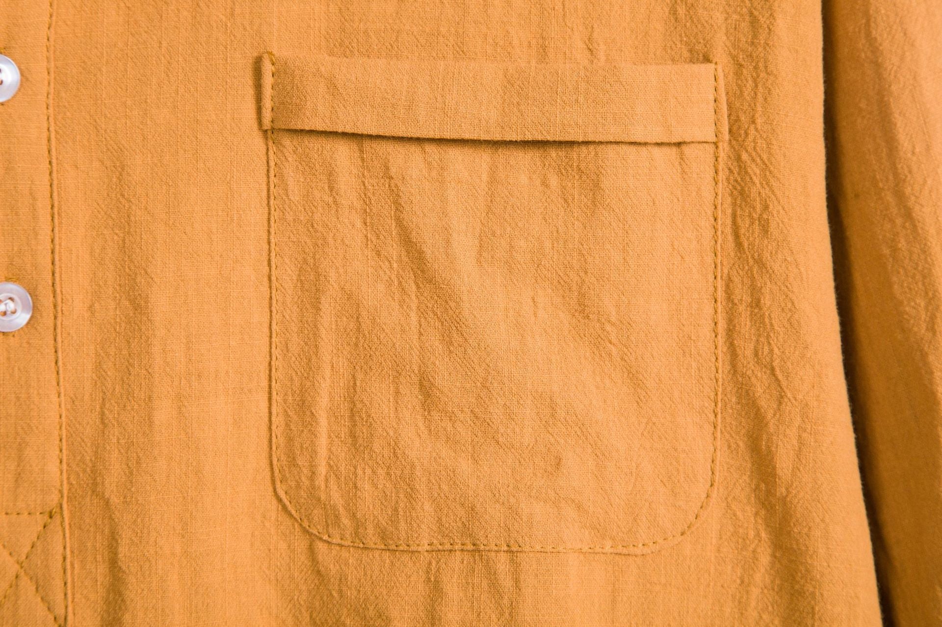 Herren Langarmhemd mit Stehkragen und praktischer Brusttasche