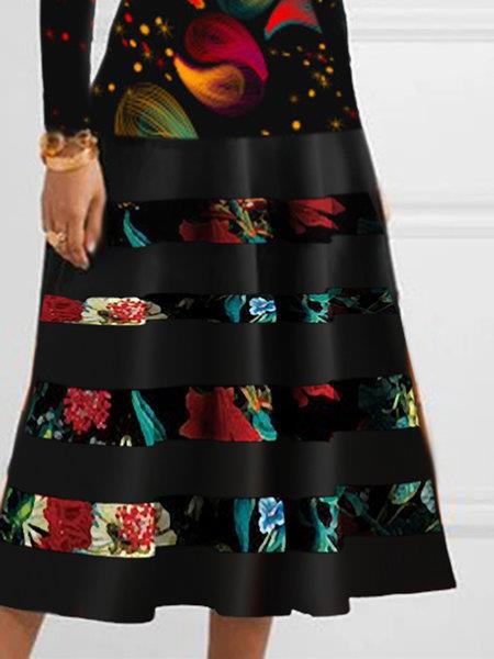 Damen Strickkleid mit hohem Kragen und floralem Saum R&B