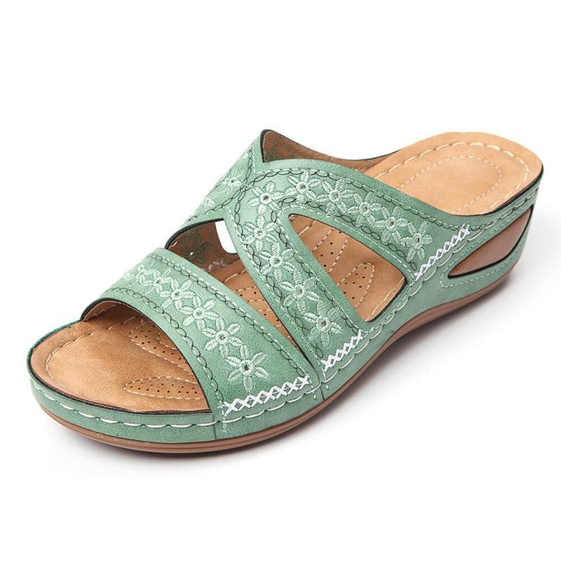 Damen Wedge-Pantoletten mit floralem Perforationsdesign und komfortabler Fußbettung R&B