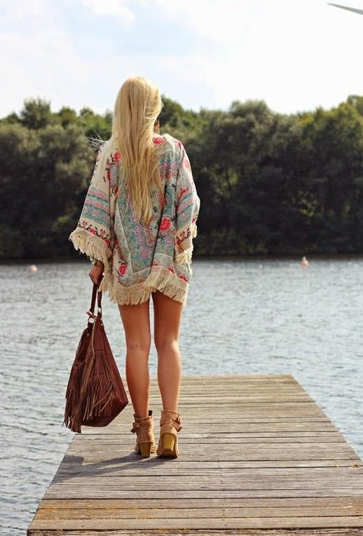 R&B | Lockere Strickjacke mit Blumenmuster