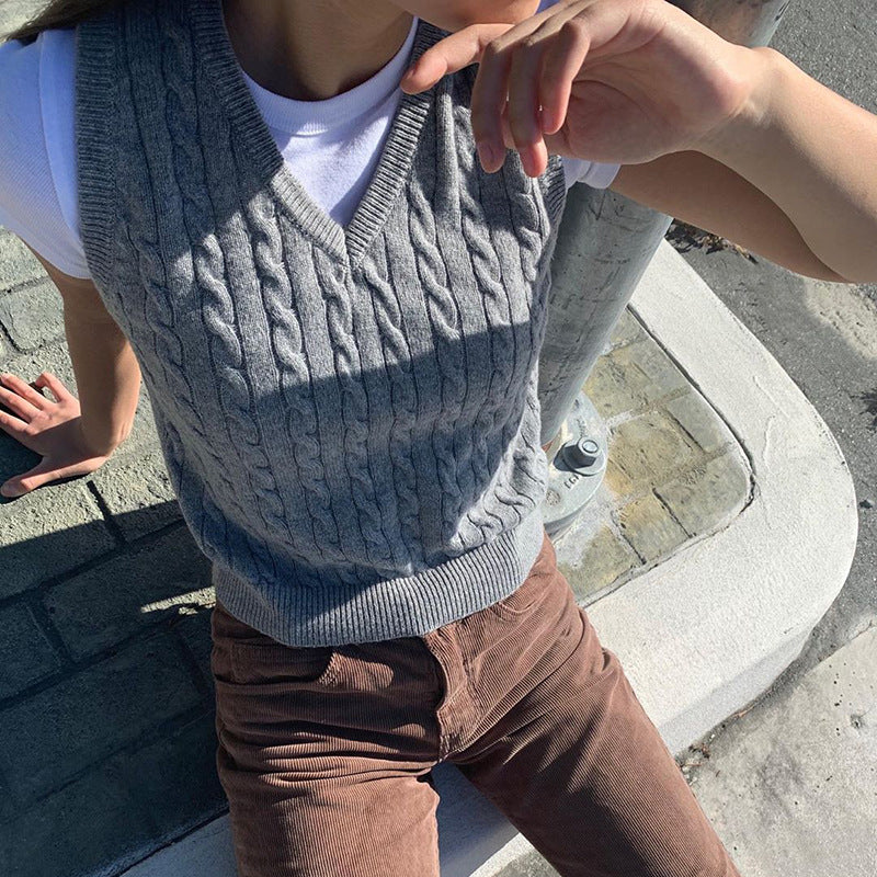 Damen Strick-Crop-Top mit V-Ausschnitt und Zopfmuster R&B