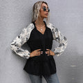 Damen modische Bluse mit floralem Ärmeldetail
