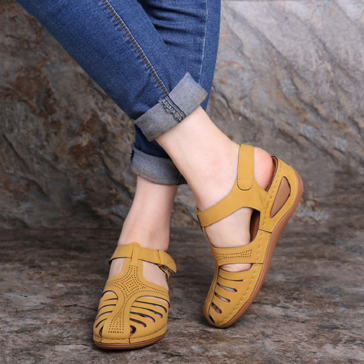 Damen Bequeme luftige Sandalen mit modischen Cut-Outs