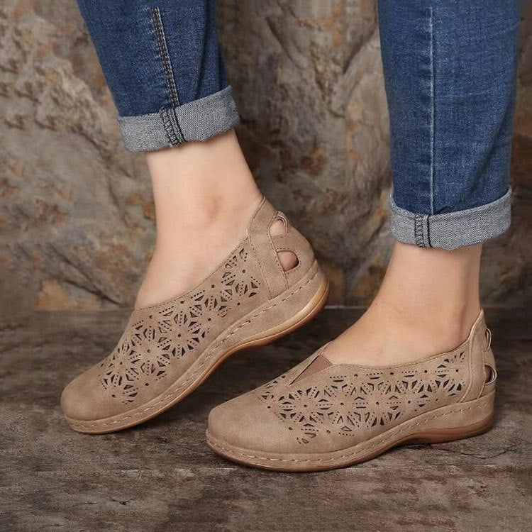 Damen bequeme Clogs mit modischem Perforationsdesign und ergonomischer Fußbettung R&B