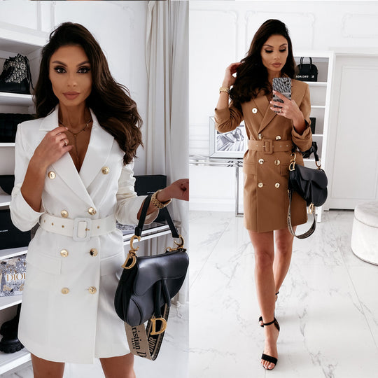 Damen Blazer Kleid mit taillierter Silhouette und goldenen Knopfdetails R&B