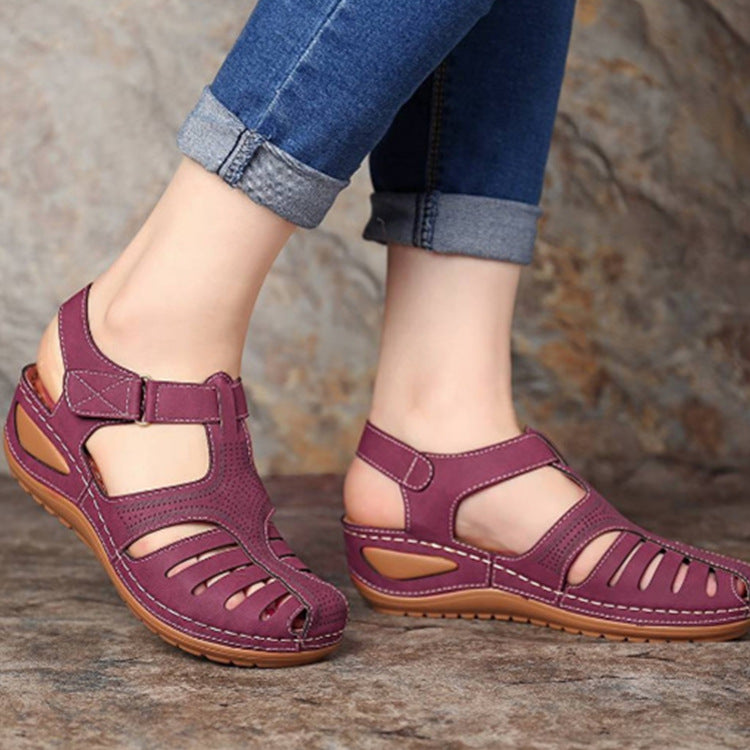 Damen Komfortable Sandalen mit atmungsaktiven Riemen und anatomischen Fußbett R&B