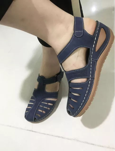 Damen Komfortable Sandalen mit atmungsaktiven Riemen und anatomischen Fußbett R&B