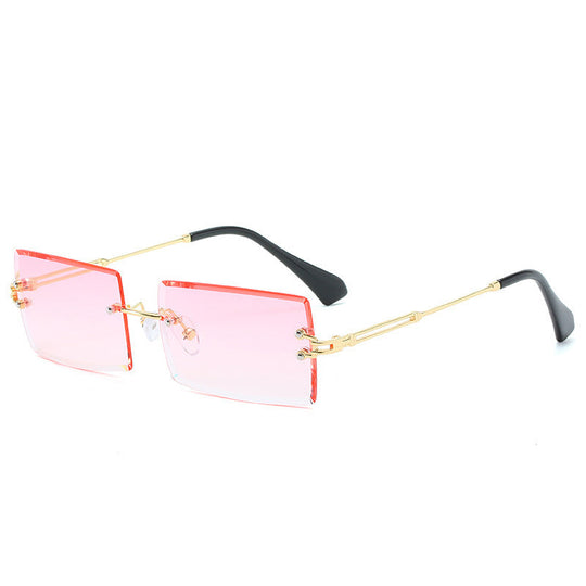Heidi-Mode | Modische Rechteckige Sonnenbrille Im Retro Stil