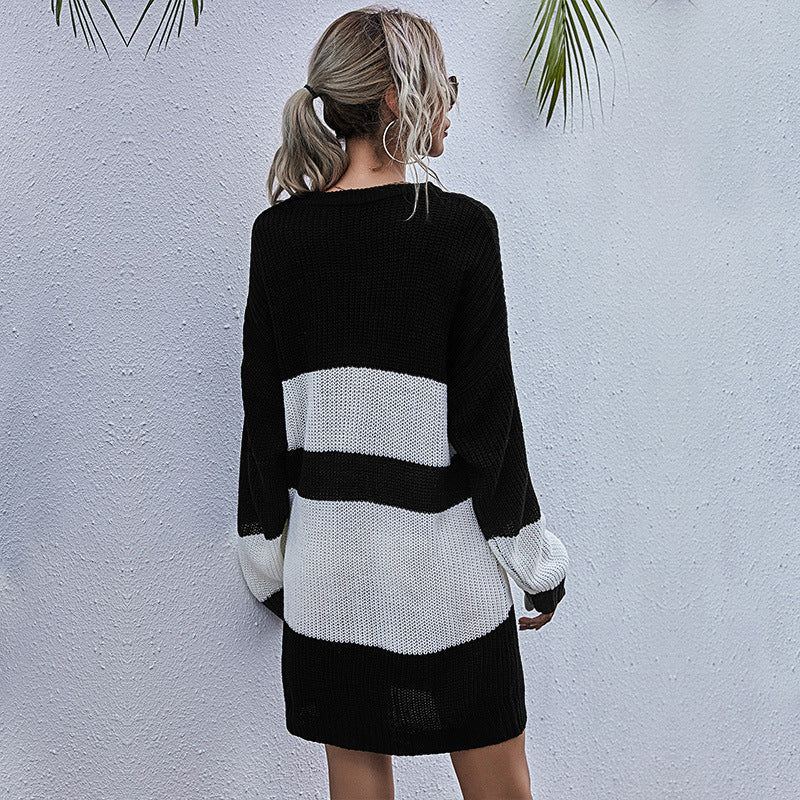 Damen Oversize-Strickkleid mit modischem Streifenmuster