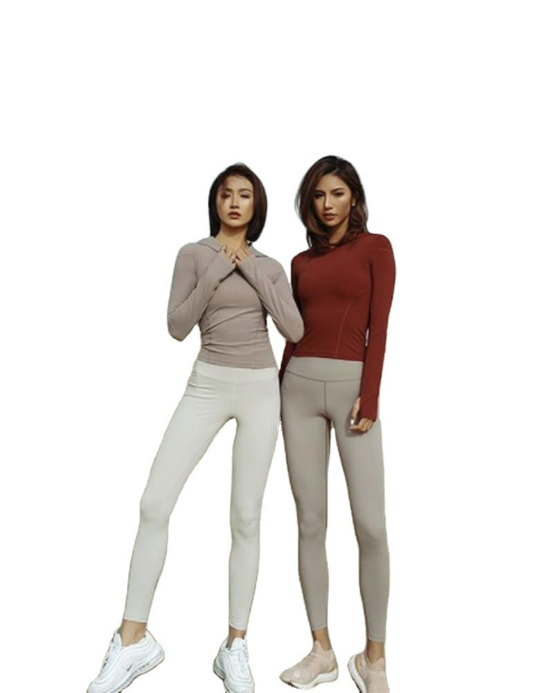 Damen Sportliches Langarmoberteil mit Kapuze aus atmungsaktivem Material R&B