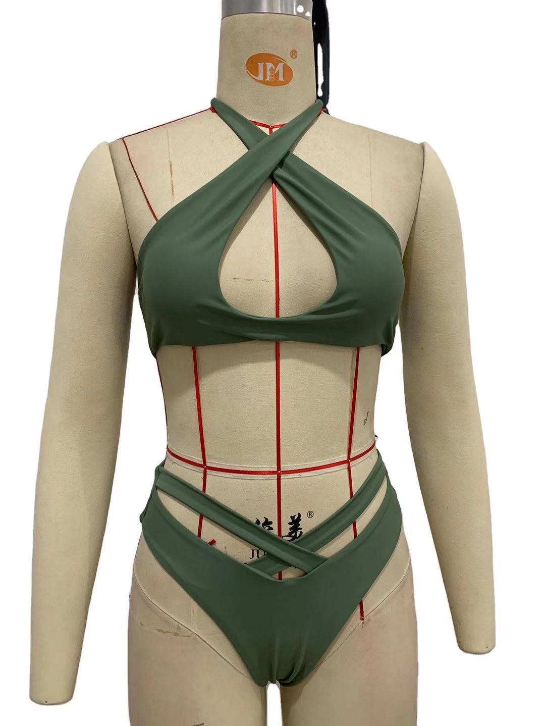 Damen Triangel-Bikini mit modischem Schnitt und raffinierter Zierschnürung R&B