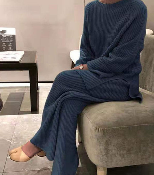 Damen gemütlicher Strickanzug im modernen Rippdesign R&B