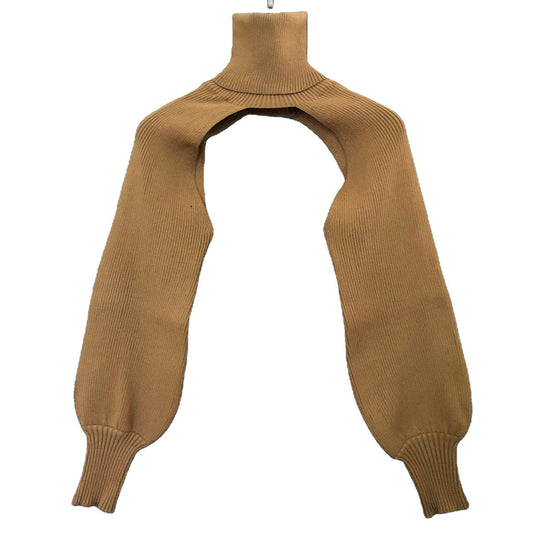 Damen Strickoberteil mit innovativem Schnitt und hohem Kragen R&B