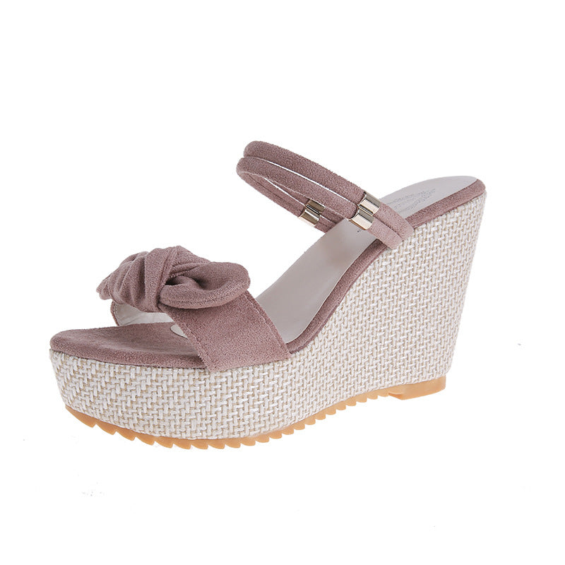 Damen Wedge-Sandalen mit dekorativem Riemchen und trendigem Blumenmotiv R&B