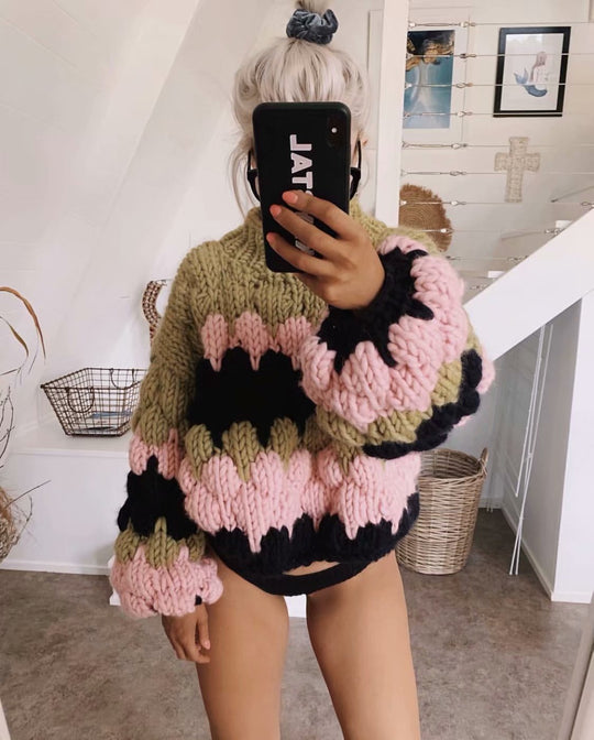 Damen Grobstrickpullover mit modischem Wellenmuster und voluminösen Ärmeln R&B