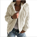 Damen Strickjacke mit Kapuze und trendigem Zopfmuster