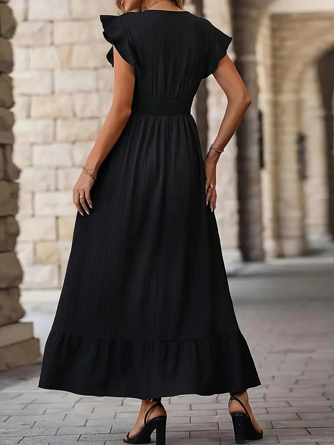 R&B | V-Ausschnitt Rüschenkleid mit Kurzen Ärmeln für Frauen