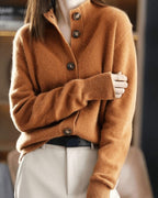 R&B | Gestrickte Strickjacke