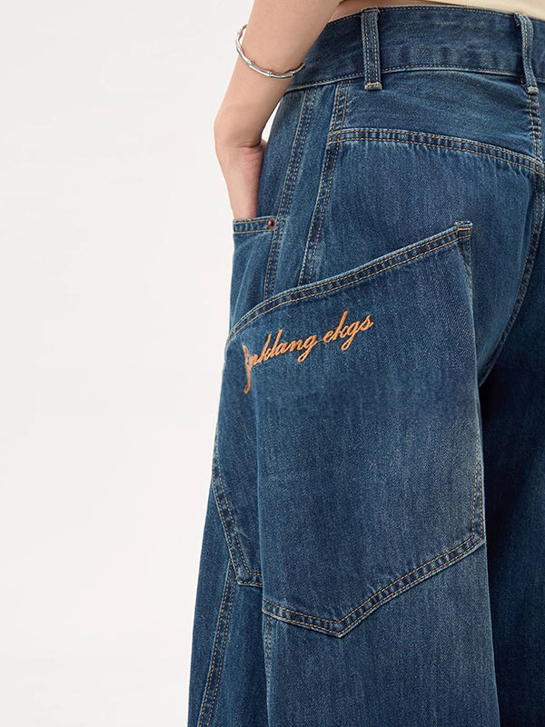 R&B | Blaue Boyfriend Jeans Mit Großen Taschen Und Weitem Krummschnitt