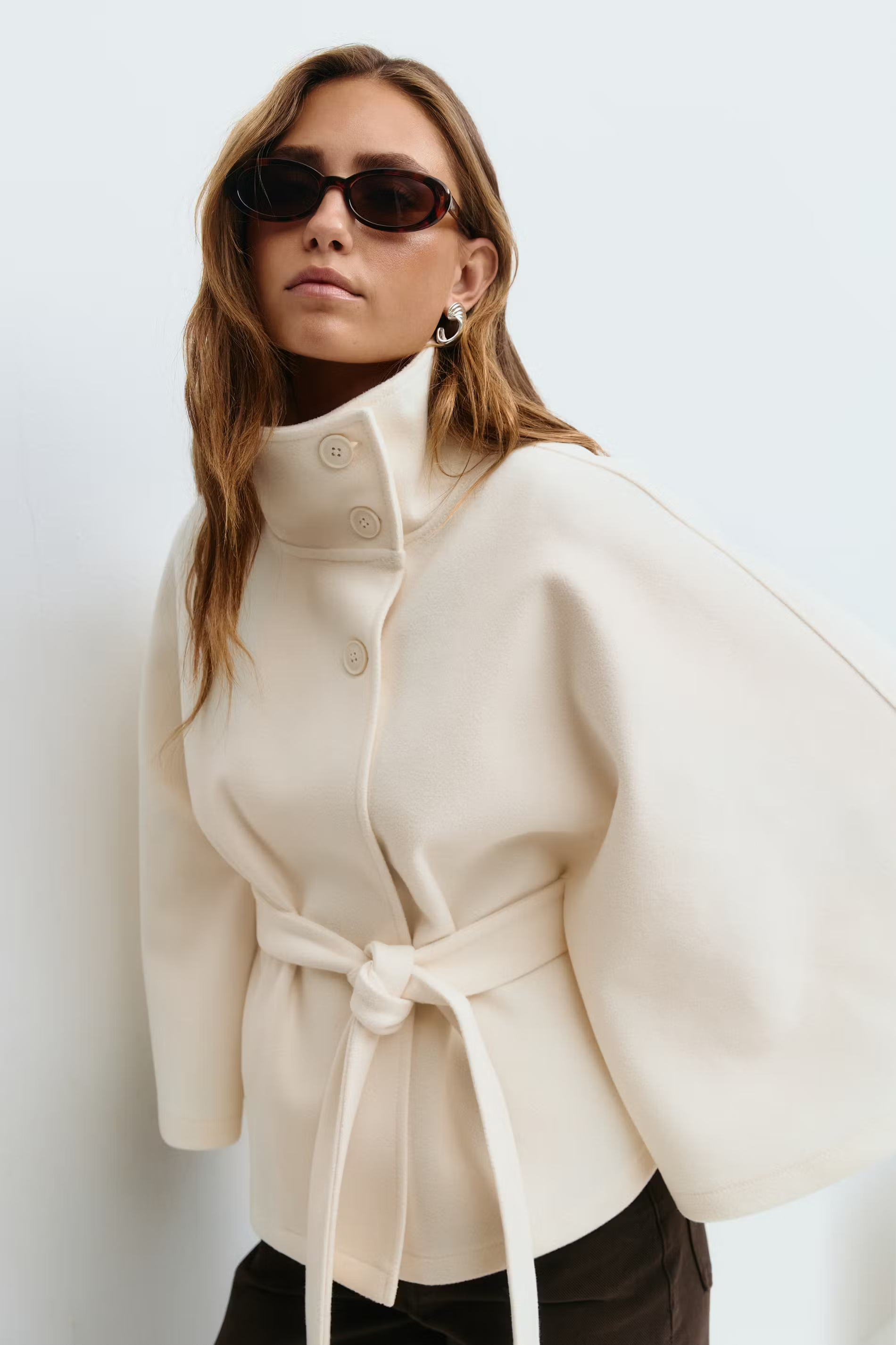 R&B | Elegante Damenjacke mit Gürtel