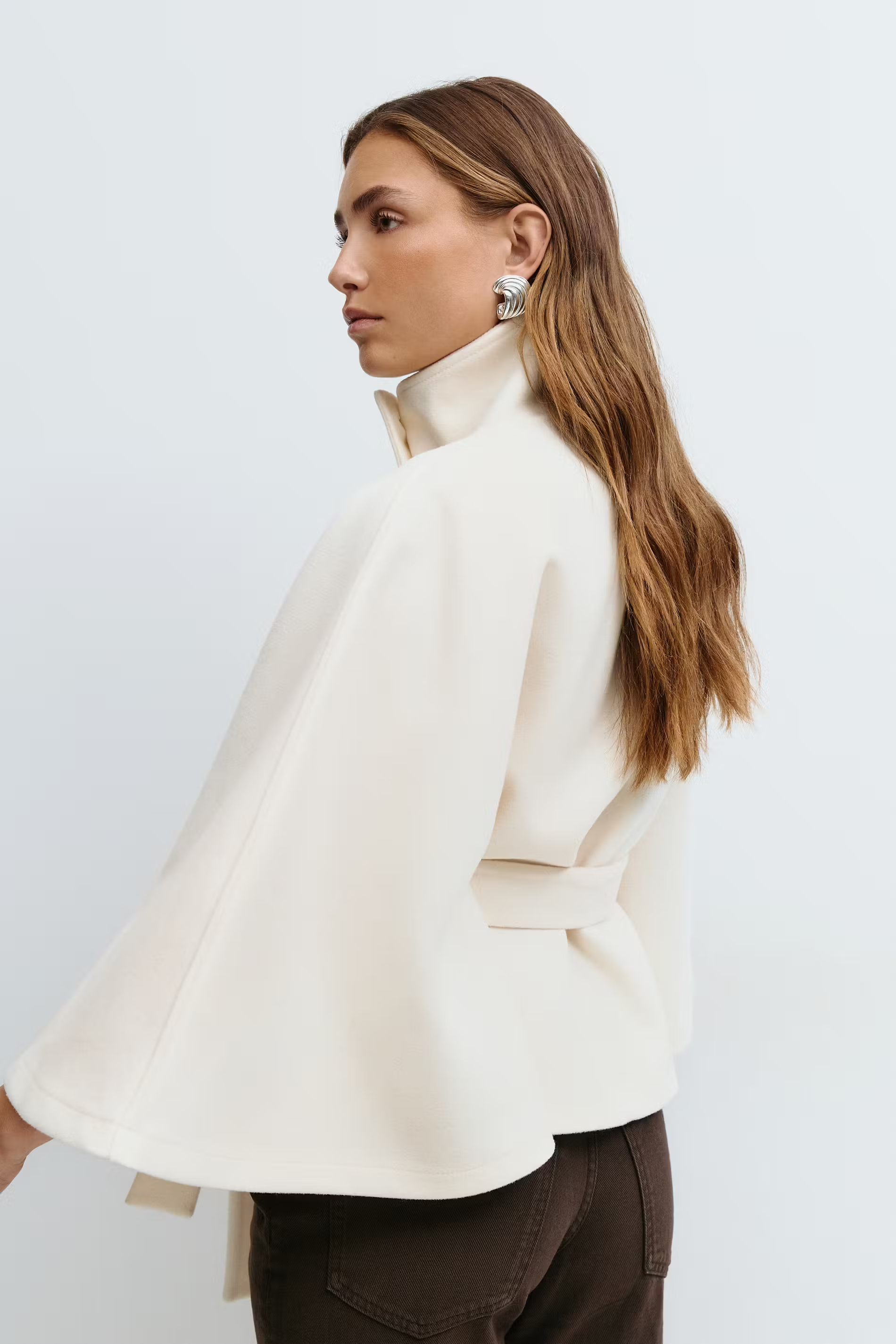 R&B | Elegante Damenjacke mit Gürtel