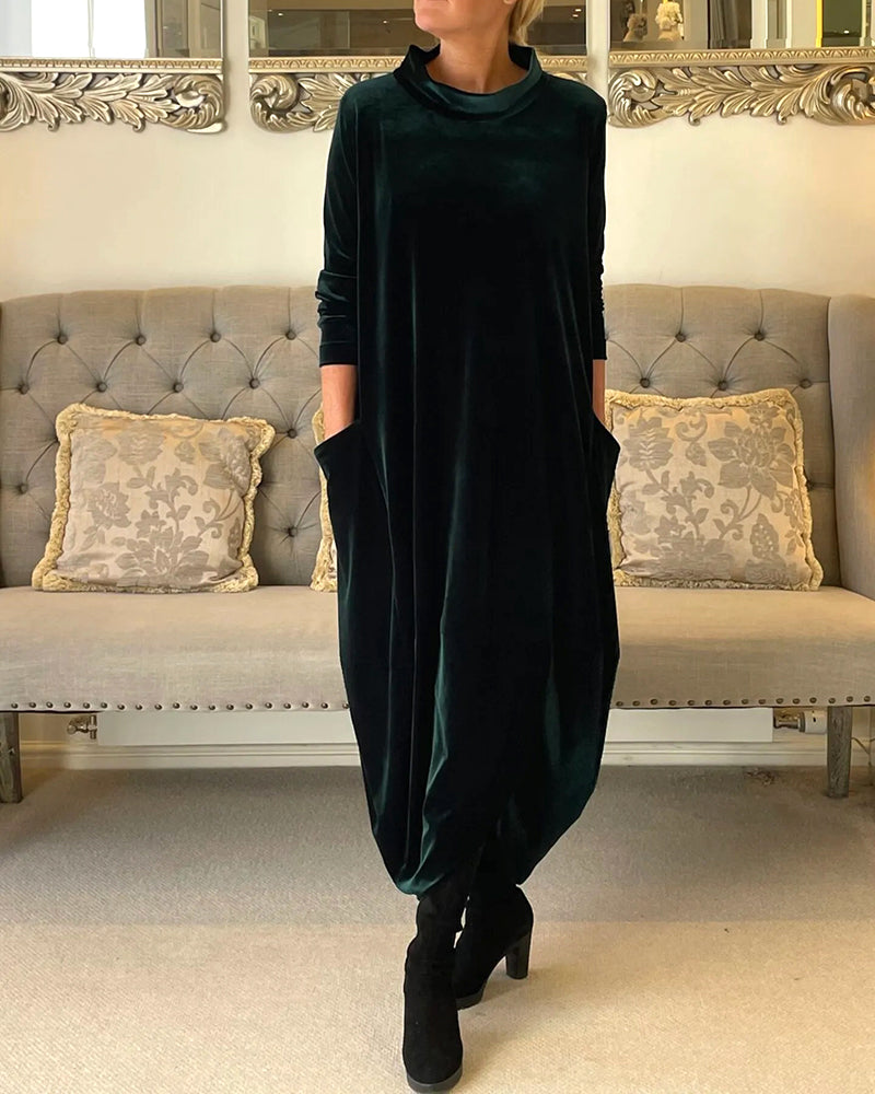 Bequemes Samtkleid mit Taschen
