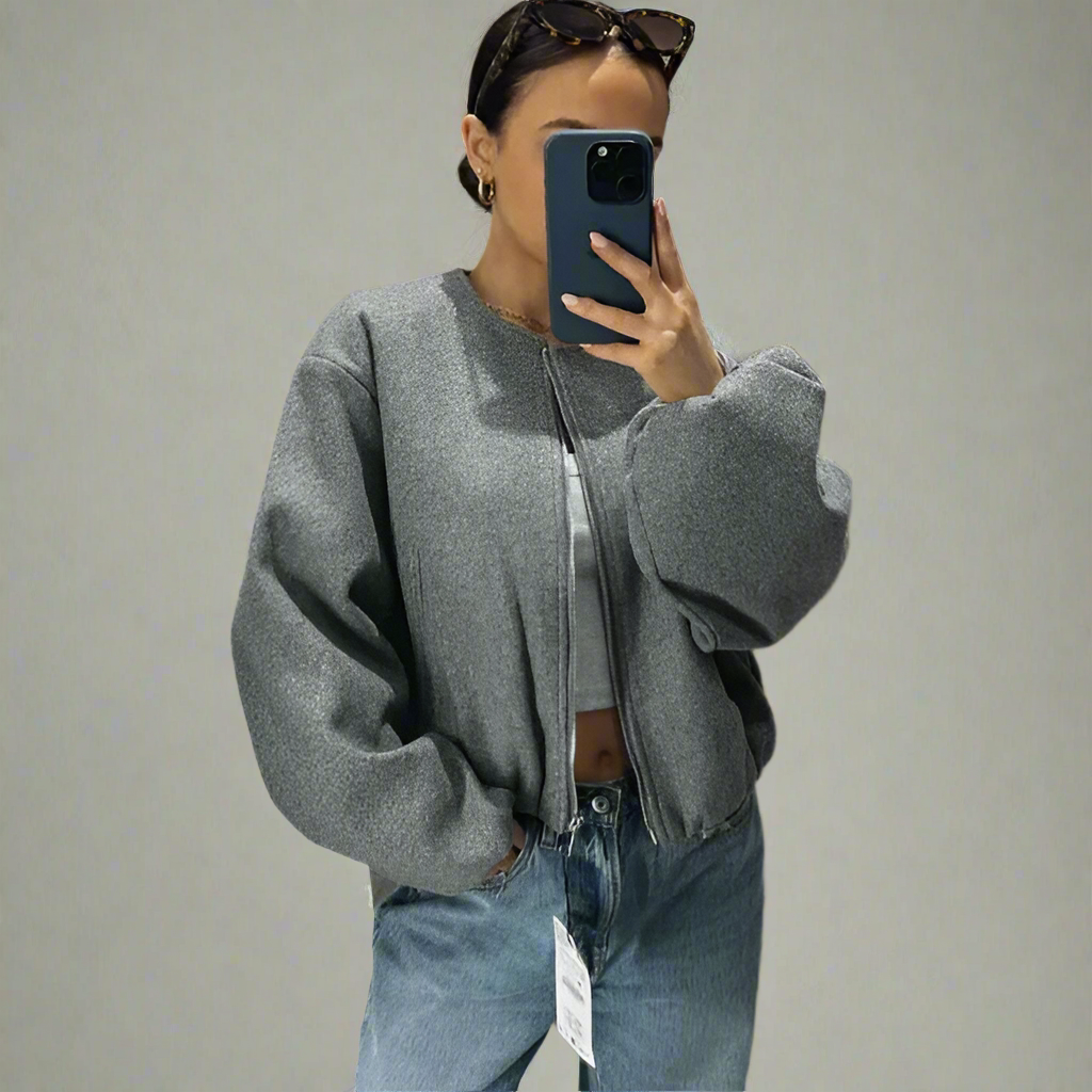 R&B | Bomberjacke Im Trendigen Stil