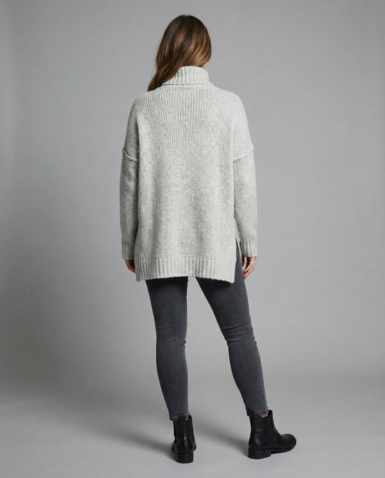 Langer Kuscheliger Strickpullover | R&B
