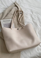 R&B | Geräumige Damen Schultertasche Aus Weichem Leder