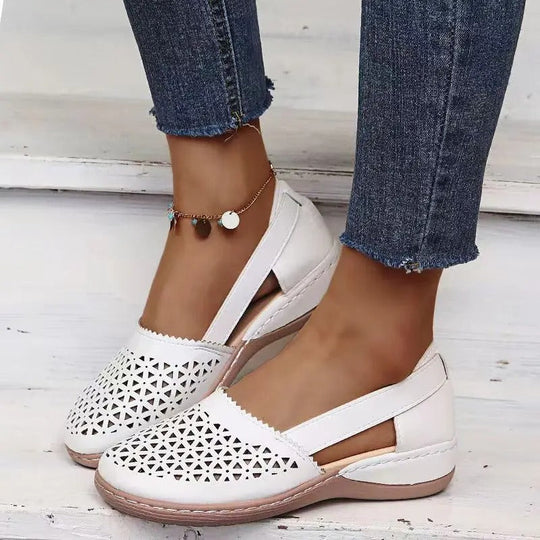 Smarte Slipper mit niedriger Ferse R&B