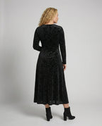 Figurschmeichelndes Ausgestelltes Kleid | R&B