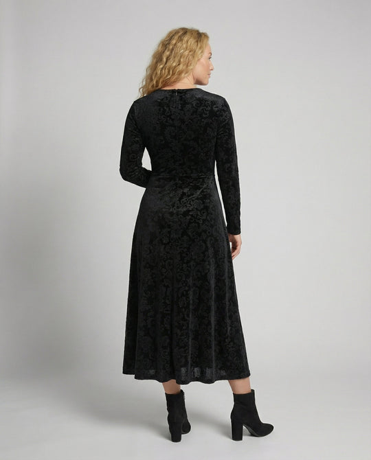 Figurschmeichelndes Ausgestelltes Kleid | R&B