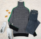 R&B | Eleganter Pullover mit schwarz-weißem Karomuster