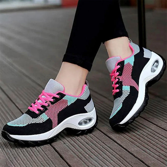 Atmungsaktive Farbblock-Sneaker R&B