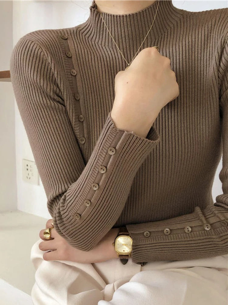 R&B | Eleganter Pullover mit Zierknöpfen und Stehkragen
