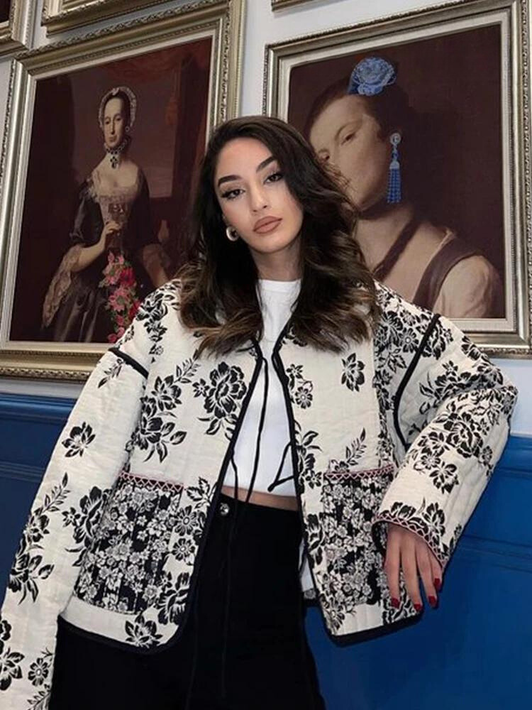 R&B | Vintage-Patchwork-Blumenjacke für Frauen