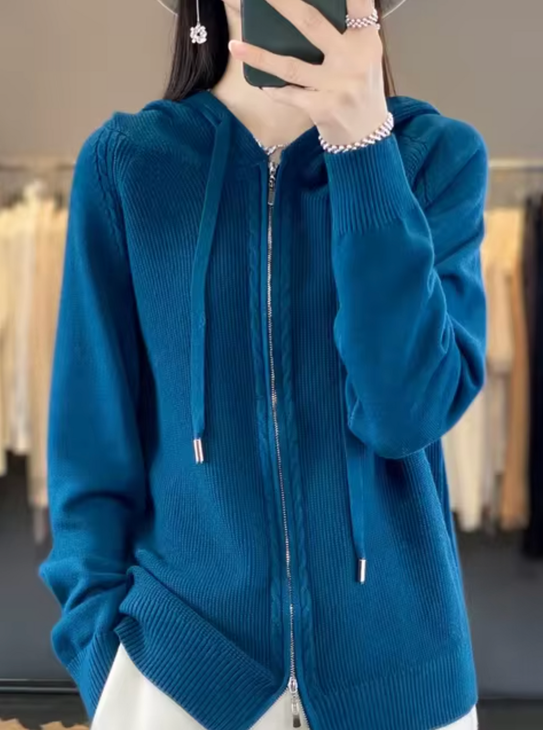 R&B | Strickjacke mit Kapuze