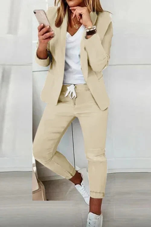 R&B | Langärmeliger Blazer und Hose Stil