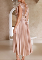 R&B | Elegantes Maxikleid Aus Leichtem Stoff