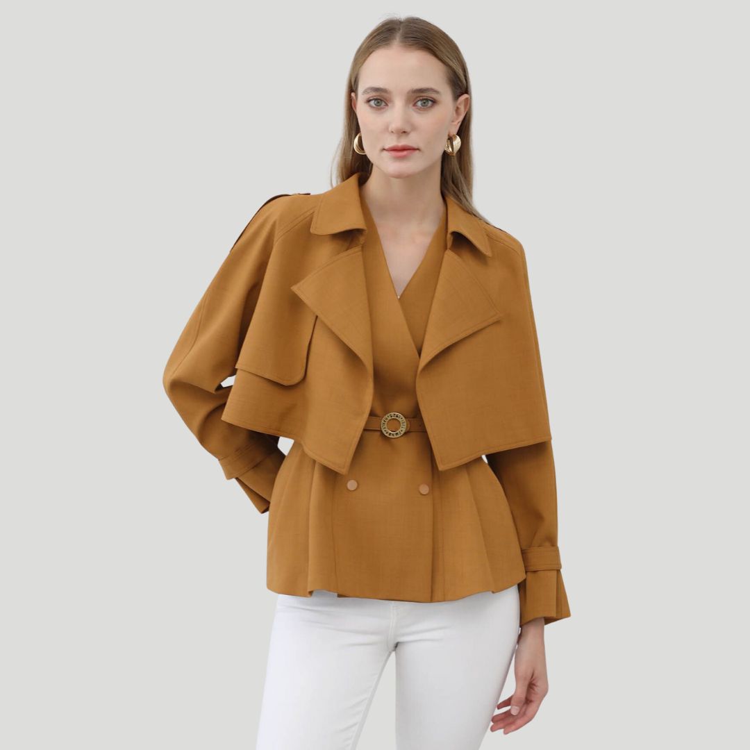 R&B | Peplum-Jacke mit auffälligem Kragen und tailliertem Design