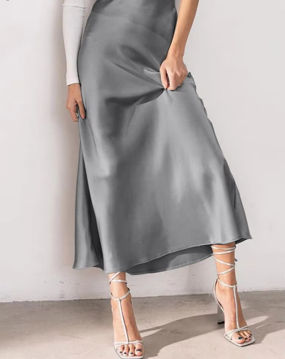 R&B | Elegante Seidenrock