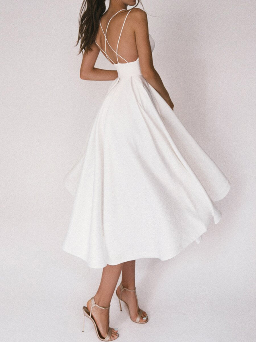 R&B | Grace Das Elegante Trägerkleid mit V-Ausschnitt