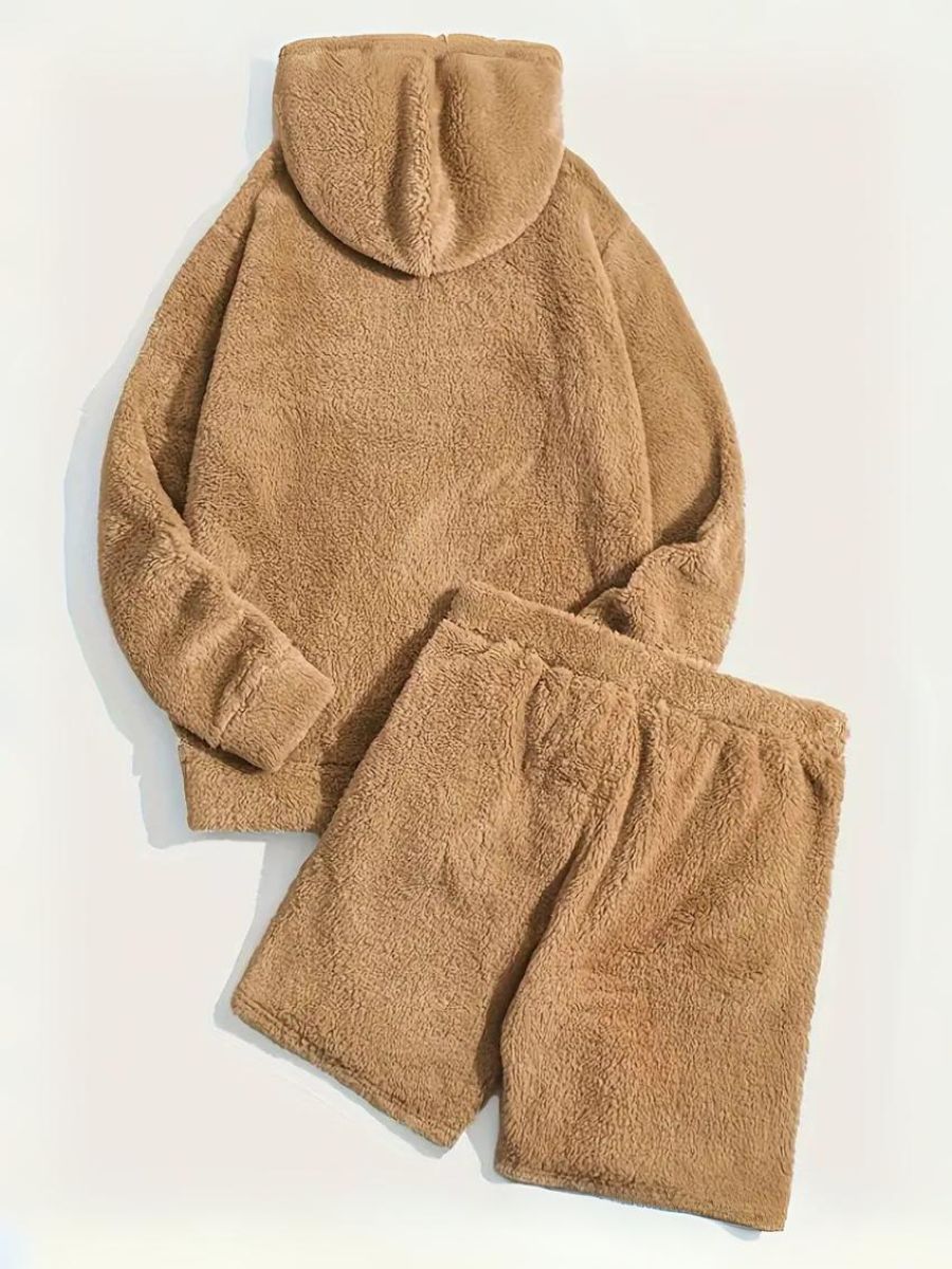 R&B | Fluffy Hoodie und Shorts