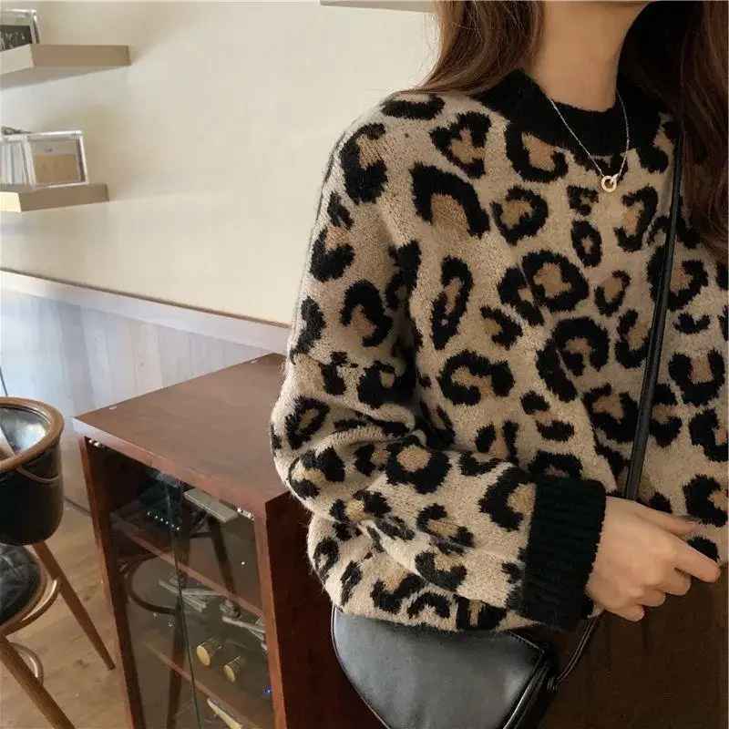 R&B | Stylischer Pullover mit Leopardenmuster